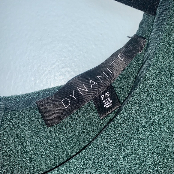 🦋 Dynamite Skater Style Green Sleeveless Dress - Picture 4 of 5